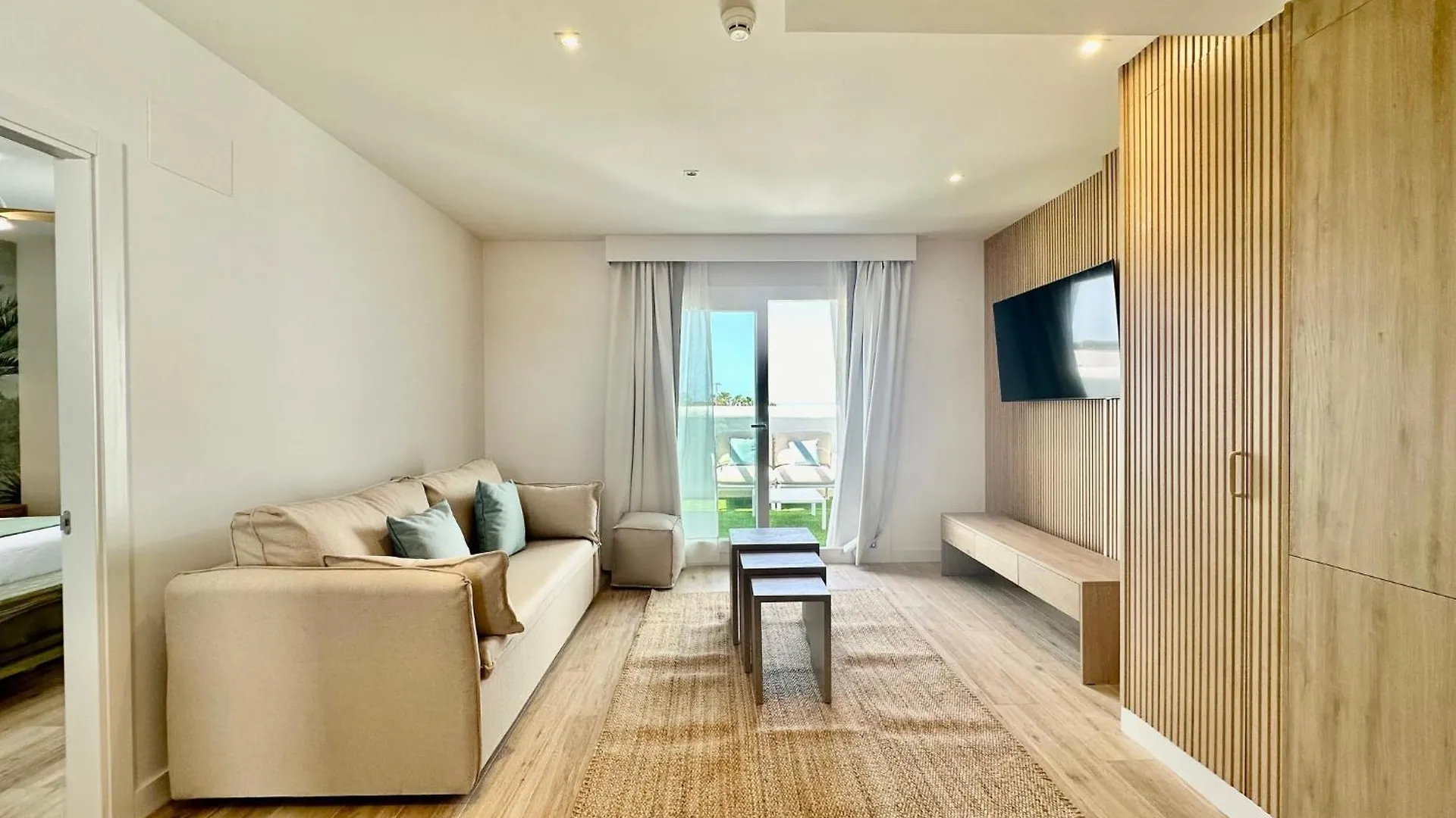 Punta Candor Suites Rota