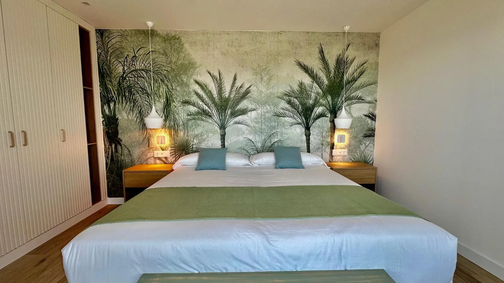 Punta Candor Suites Rota 0*,  Spain