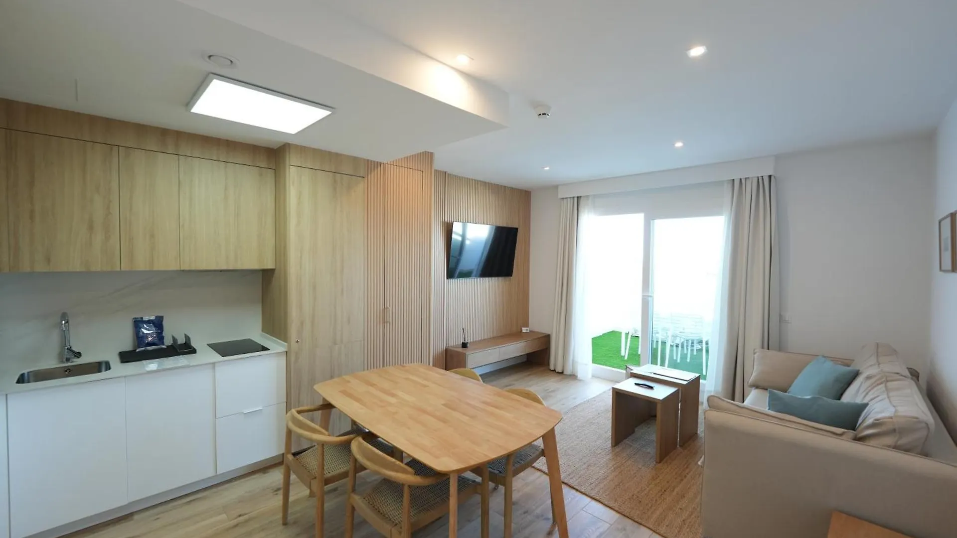 Punta Candor Suites Rota